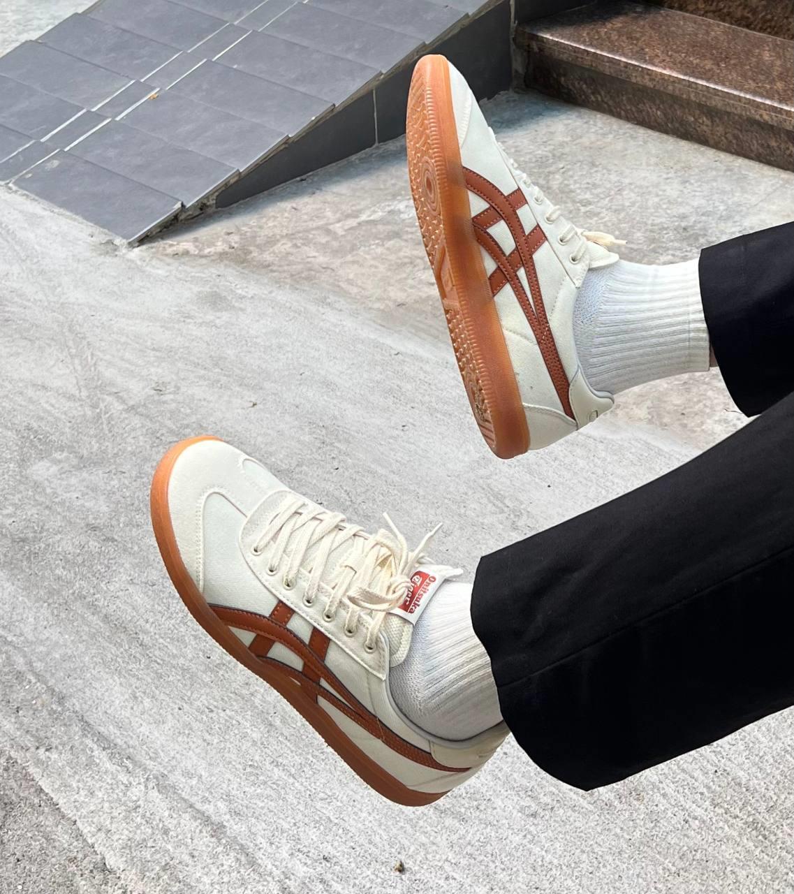 Onitsuka Tiger Tokuten Caramel Cream 1183A862-200 | woolbbys