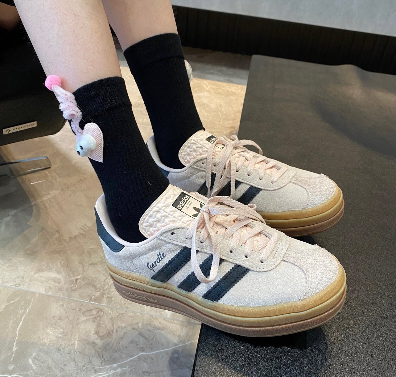 ★人気★ adidas Gazelle Bold Wonder Quartz adidas Gazelle Bold Wonder Quartz Black Gum (Women's